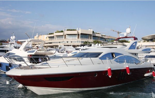 Azimut 72S